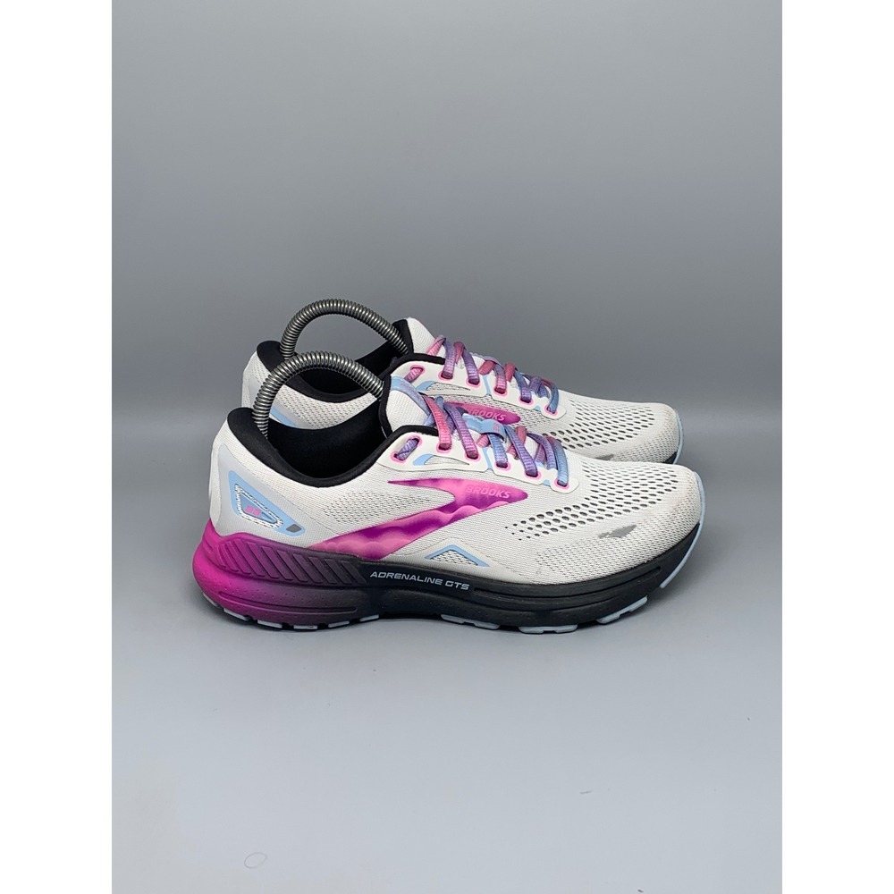 Brooks Adrenaline GTS 22 White Pink Running Shoes 1203811B077 Women's Sz 8.5